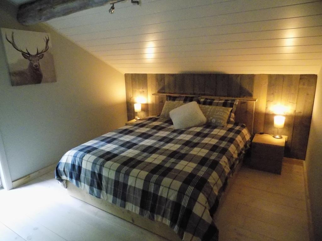 Villa Entre L'Eau à Barvaux-sur-Ourthe Chambre photo