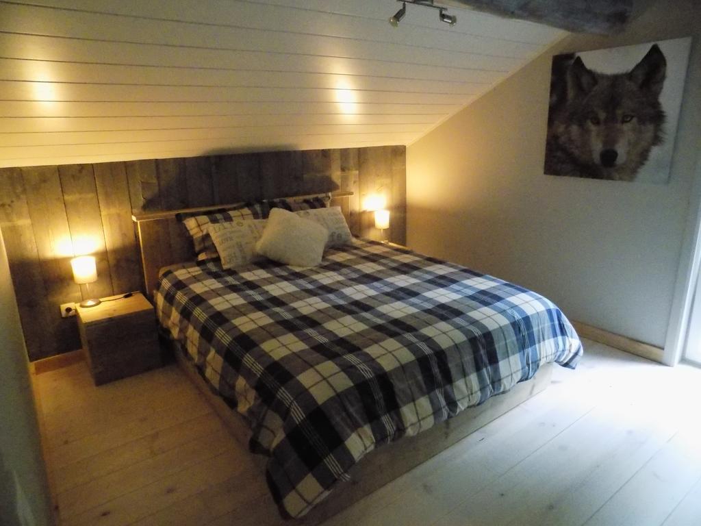 Villa Entre L'Eau à Barvaux-sur-Ourthe Chambre photo